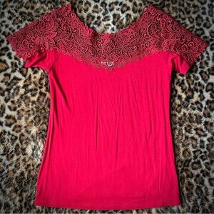 Gothic Red Lace Trim Top Arianne small
